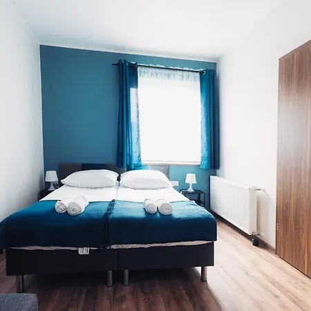 Проживание в семье Sudecka *