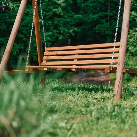 Проживание в семье Sudecka