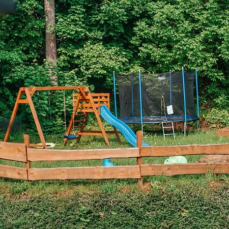 Проживание в семье Sudecka