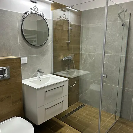 Sudecka Проживание в семье