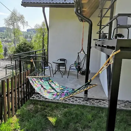 Sudecka Проживание в семье *